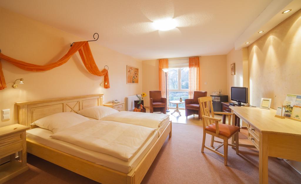 Hotel Backenkoehler Ganderkesee Zewnętrze zdjęcie