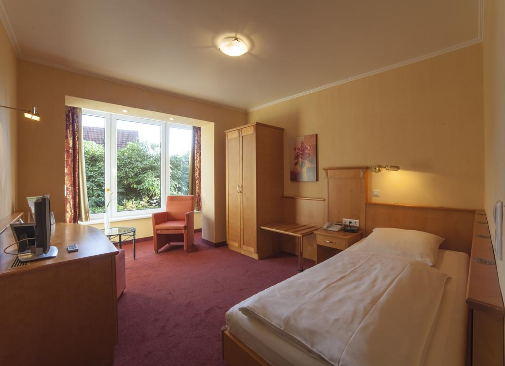 Hotel Backenkoehler Ganderkesee Zewnętrze zdjęcie