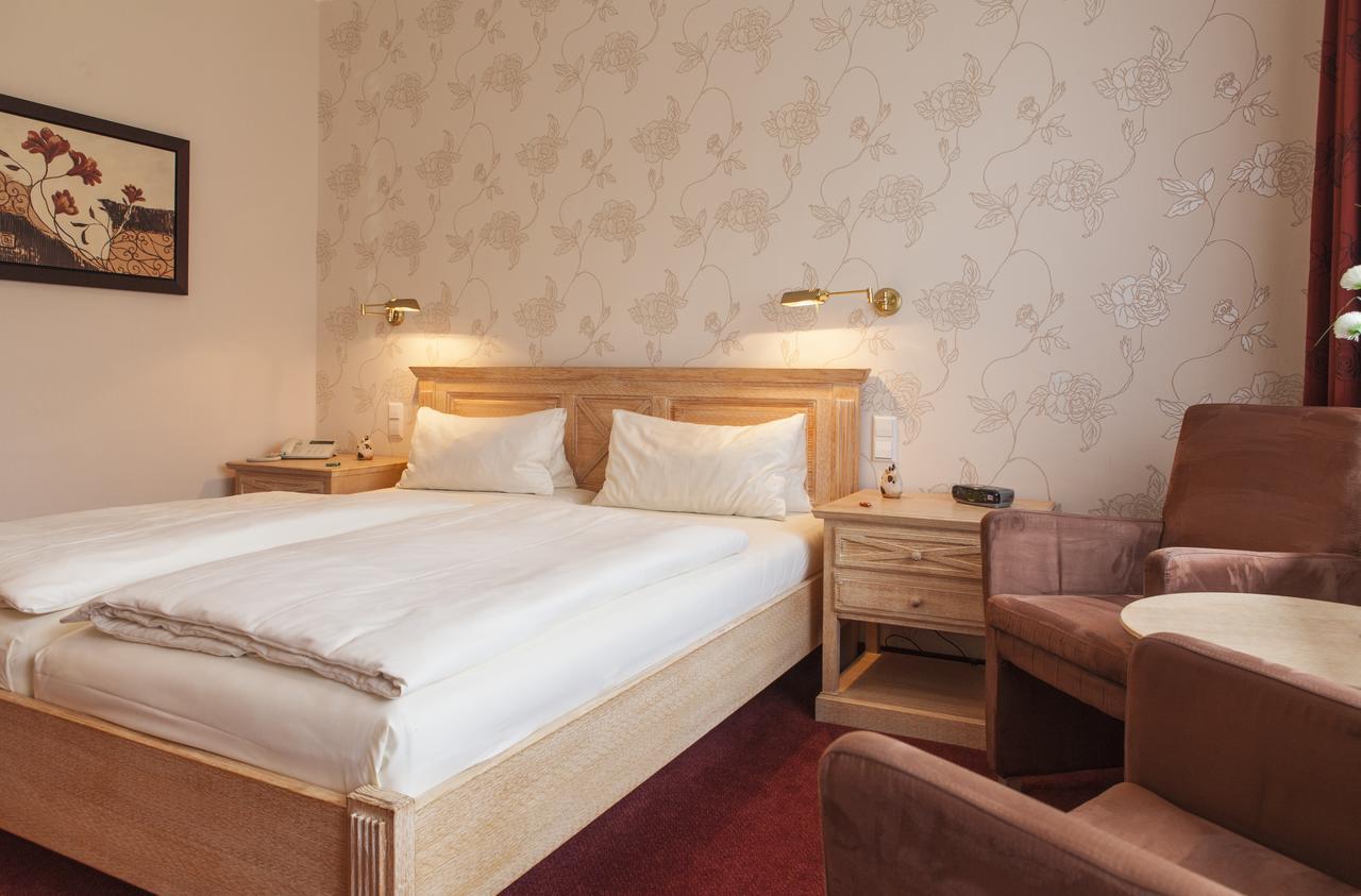 Hotel Backenkoehler Ganderkesee Zewnętrze zdjęcie