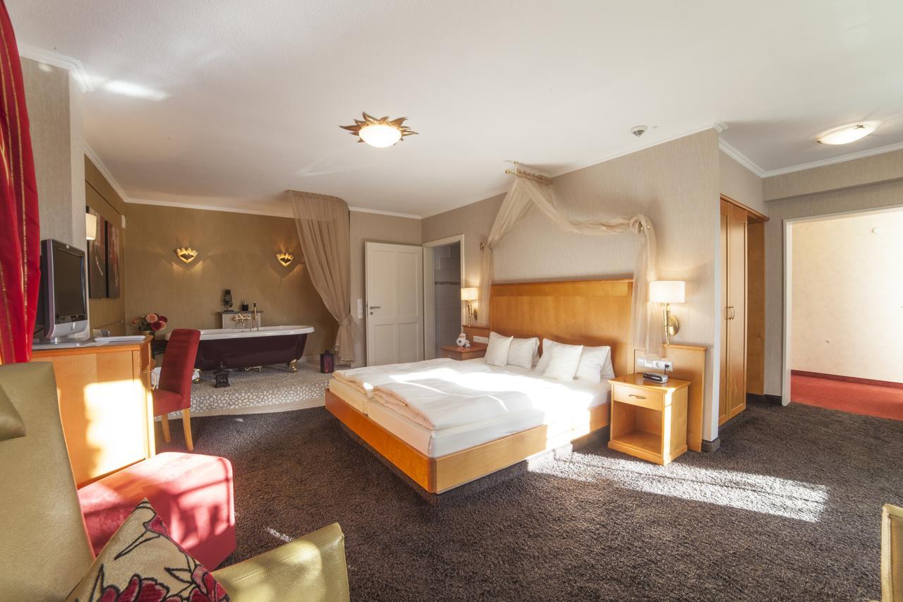 Hotel Backenkoehler Ganderkesee Zewnętrze zdjęcie